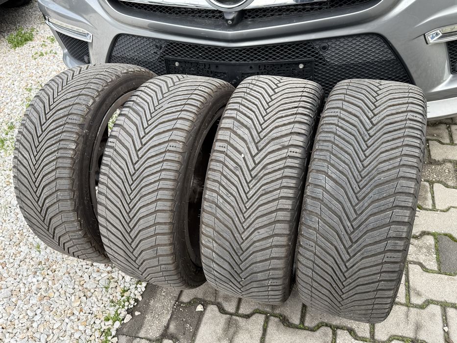 4 всесезонни гуми МИШЕЛИН КРОСКЛИМАТ ДОТ 24г- 245/40/18 -7мм грайфер