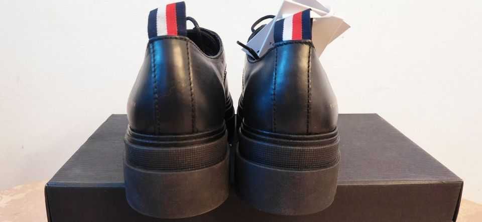 Оксфордки Tommy Hilfiger Leather LAce Up 37ми номер 23.5см стелка НОВИ