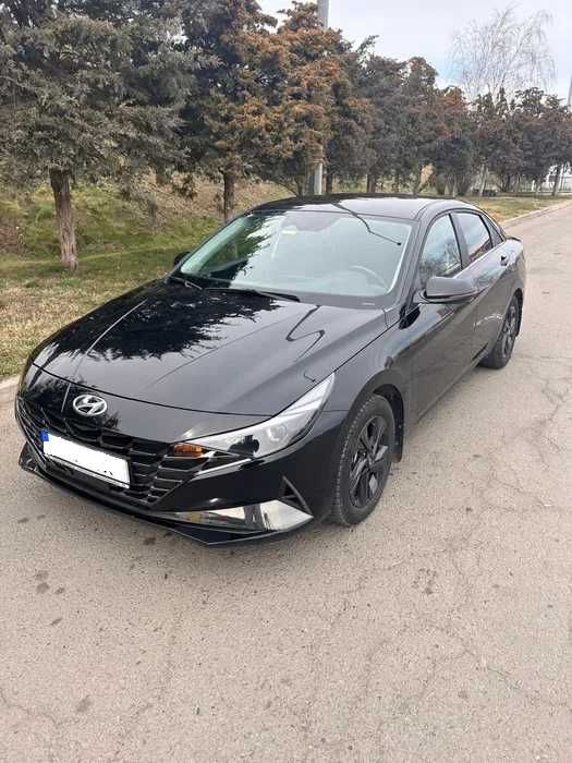 Hyundai Elantra 2022 Vand sau schimb