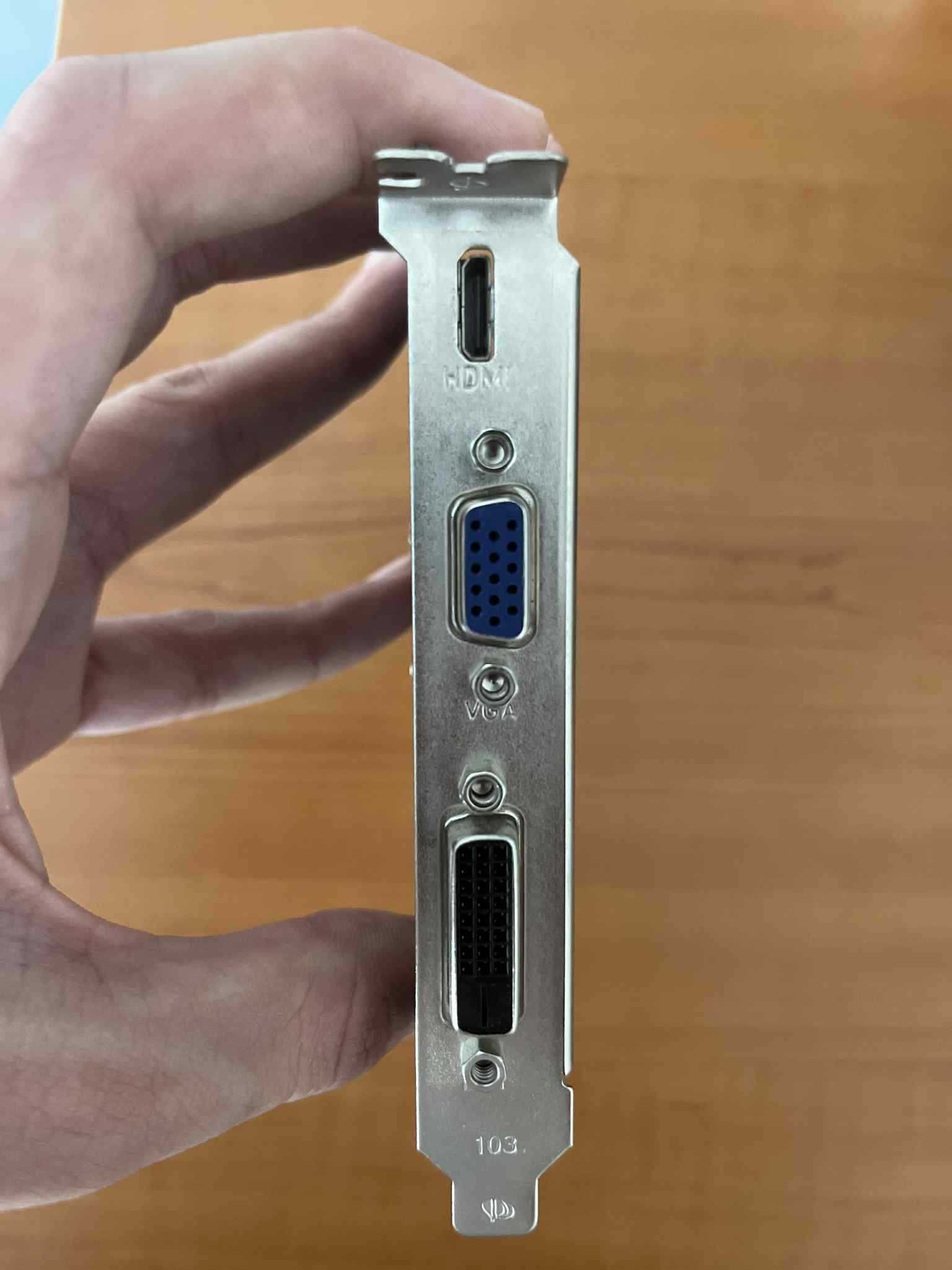 Видеокарта GT 730 4gb gddr5. Работи перфектно.