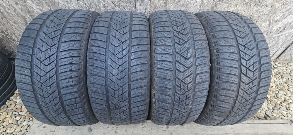 Anvelope Pirelli Sottozero3 MO M+S 225/45 R18 95H 245/40 R18 97V