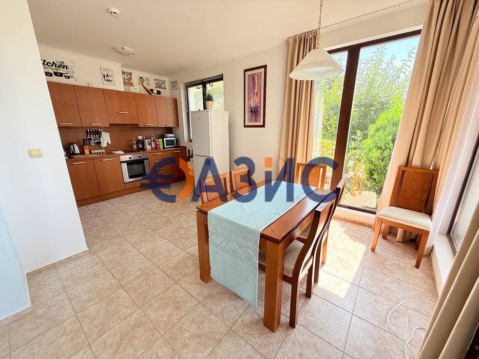 Продава се Къща в с. Кошарица, Област Бургас - 225 кв.м за 689 €/кв.м - Снимка #11