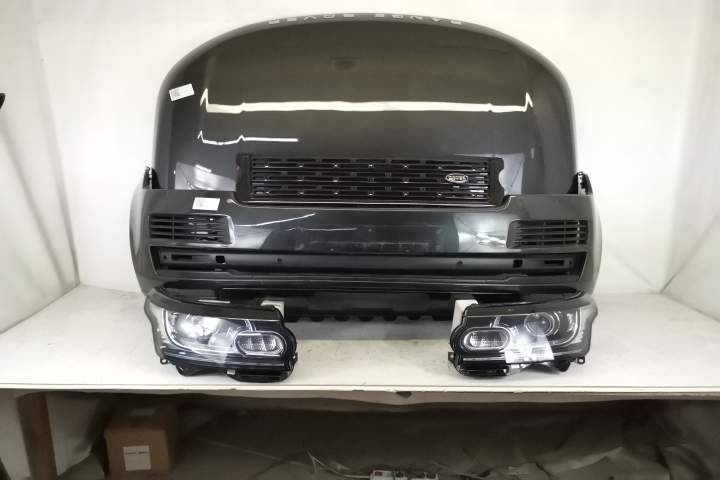 Предна Броня Пълен Комплект Оригинален В Добро Състояние Ленд Роувър /