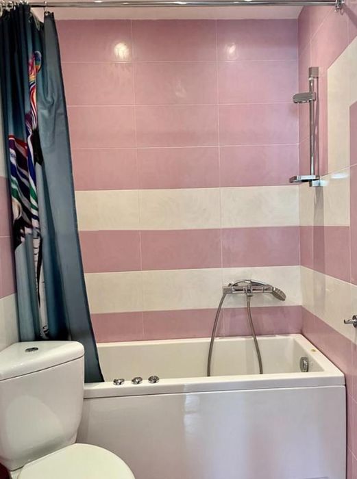 Дава се под наем Тристаен апартамент в София, Гоце Делчев - 120 кв.м за 990 € - Снимка #5