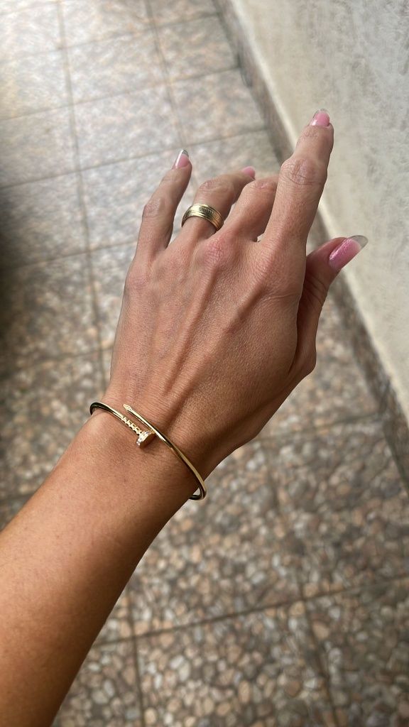 CARTIER Juste un Clou Bracelet Diamond
SMALL MODEL, DIAMONDS