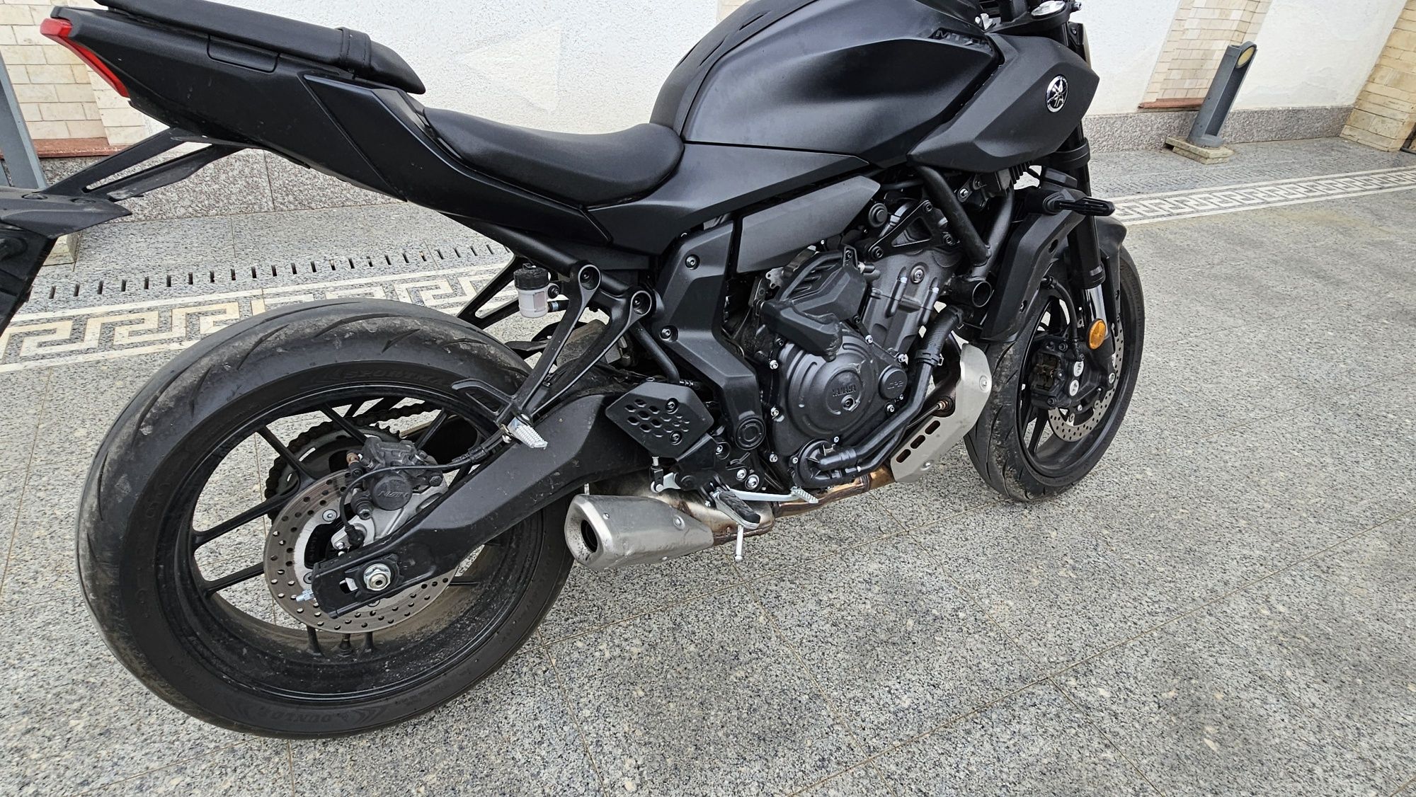 Yamaha MT-07 2025 Automat – 2.900 km – 7.800€ negociabil