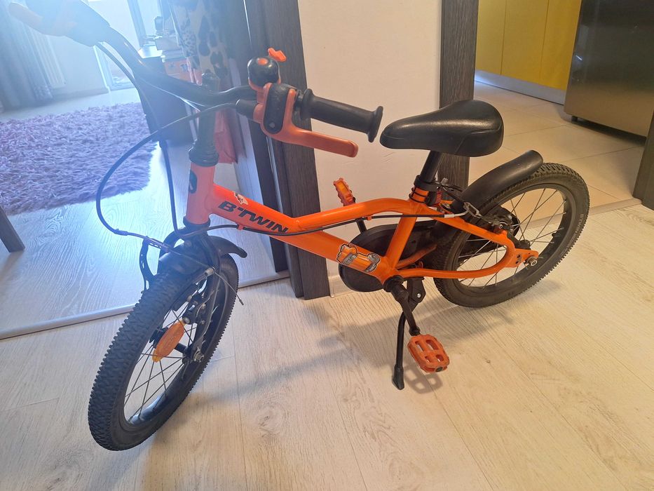 Bicicleta 16 inch B Twin 500 robot.