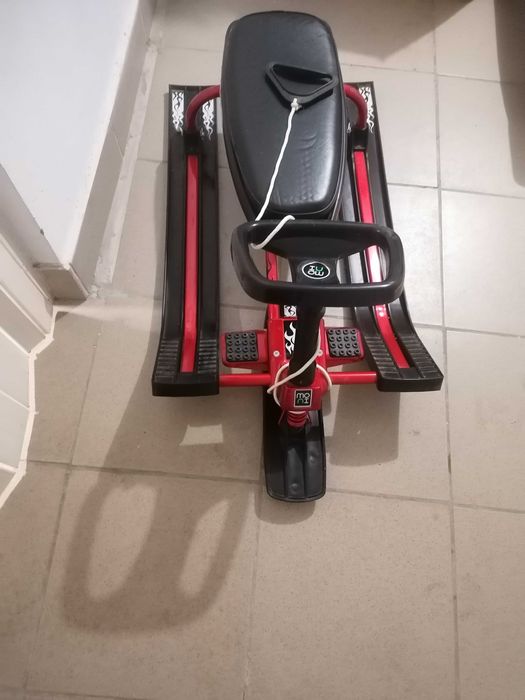 Детска шейна с кормило