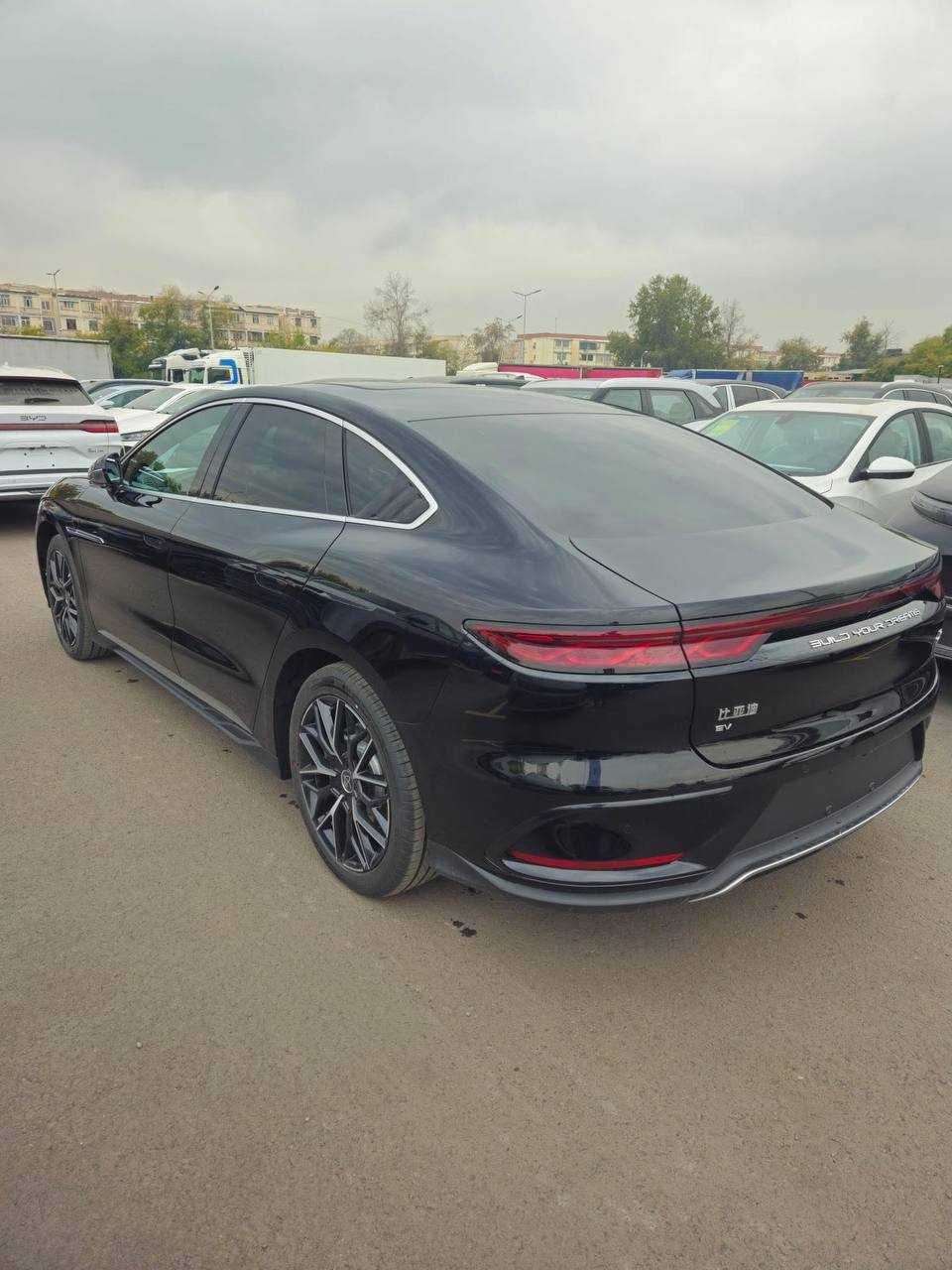 Byd Han 605 km naxt va halol nasiya yillik 12%