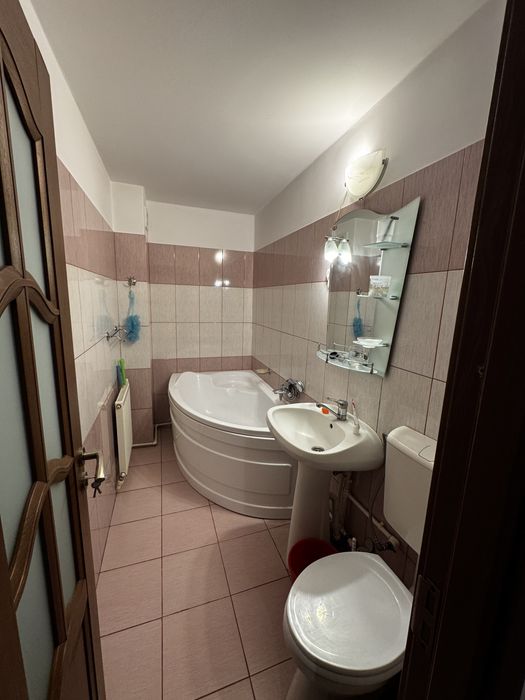 Apartament de închiriat 2 camere Unirii Nord