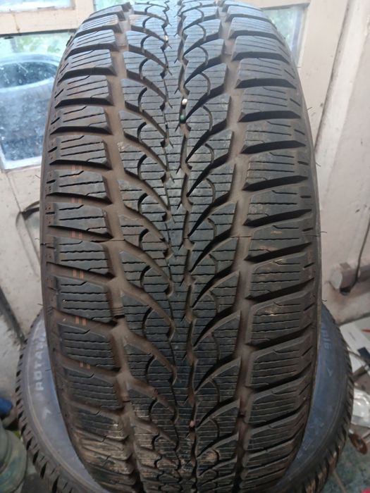 Cauciucuri  iarna  215 55 r 16