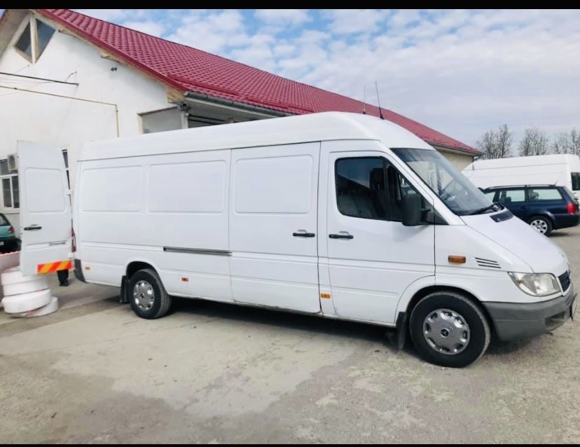 Transport Marfa Mutari Mobila Cu Personal