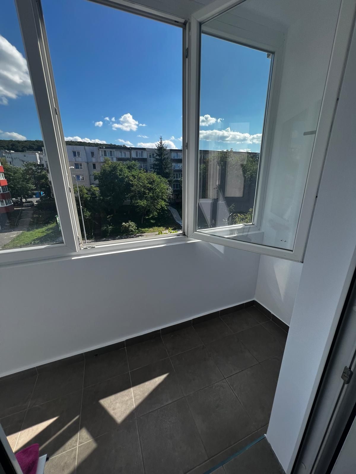 Chirie apartament cu două camere