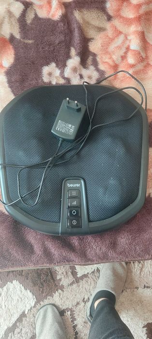 Aparat de masaj Shiatsu pentru spate si picioare Beurer FM 70