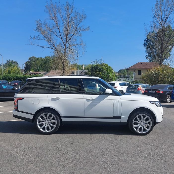 Range Rover Vogue 3.0d 258cp / Bate MOTORU/ Pret 15..000€  FIX FIX