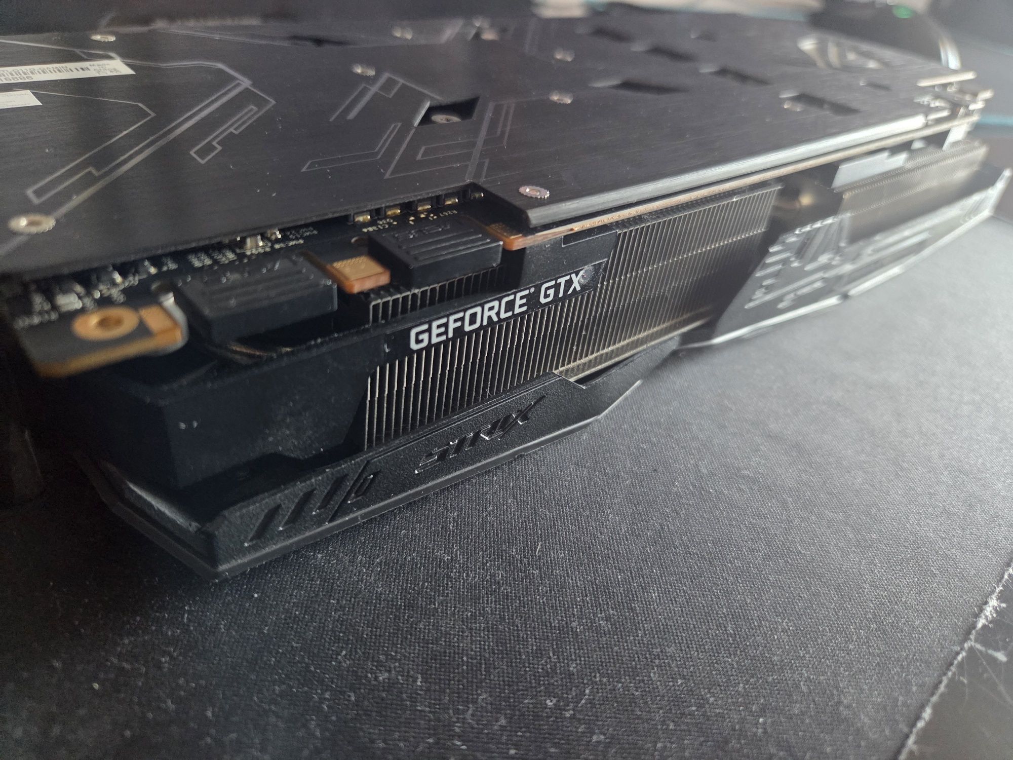 Asus ROG Strix 1080ti OC 11GB
