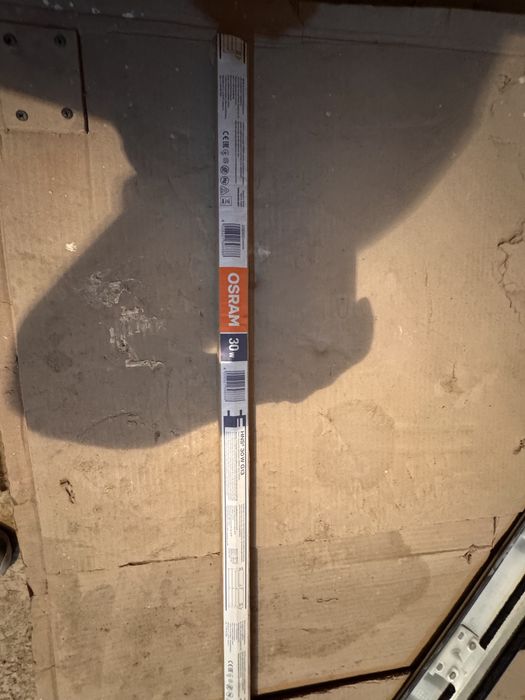 Продаю ультрафиолетовую лампу OSRAM HNS 30W G13