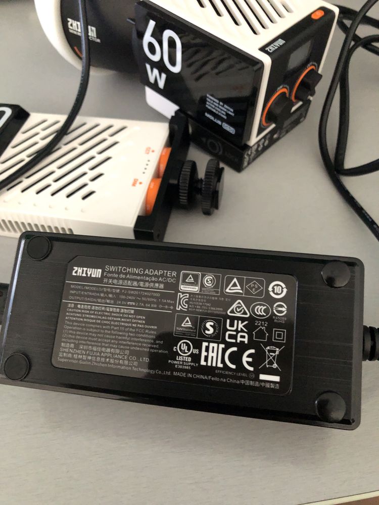 LED Zhiyun Molus G60 si Fiveray M40