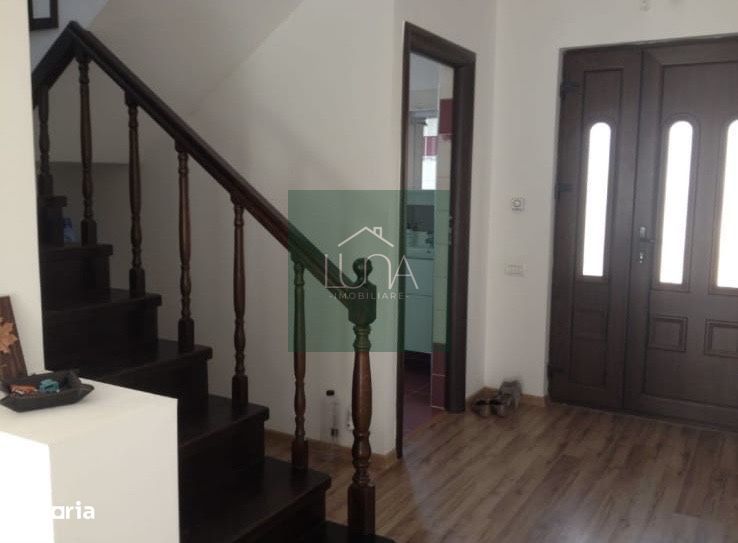 Inchiriez casă modernă în Ghimbav 2 nivele, curte proprie
