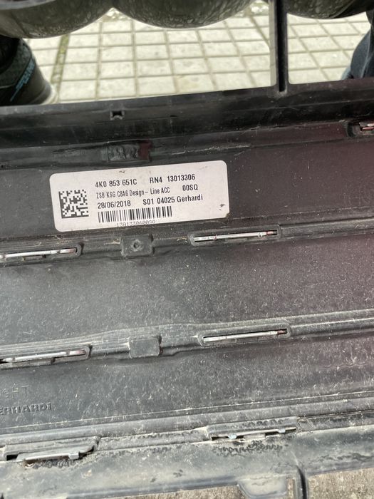 Audi A6 C8 решетка предна броня