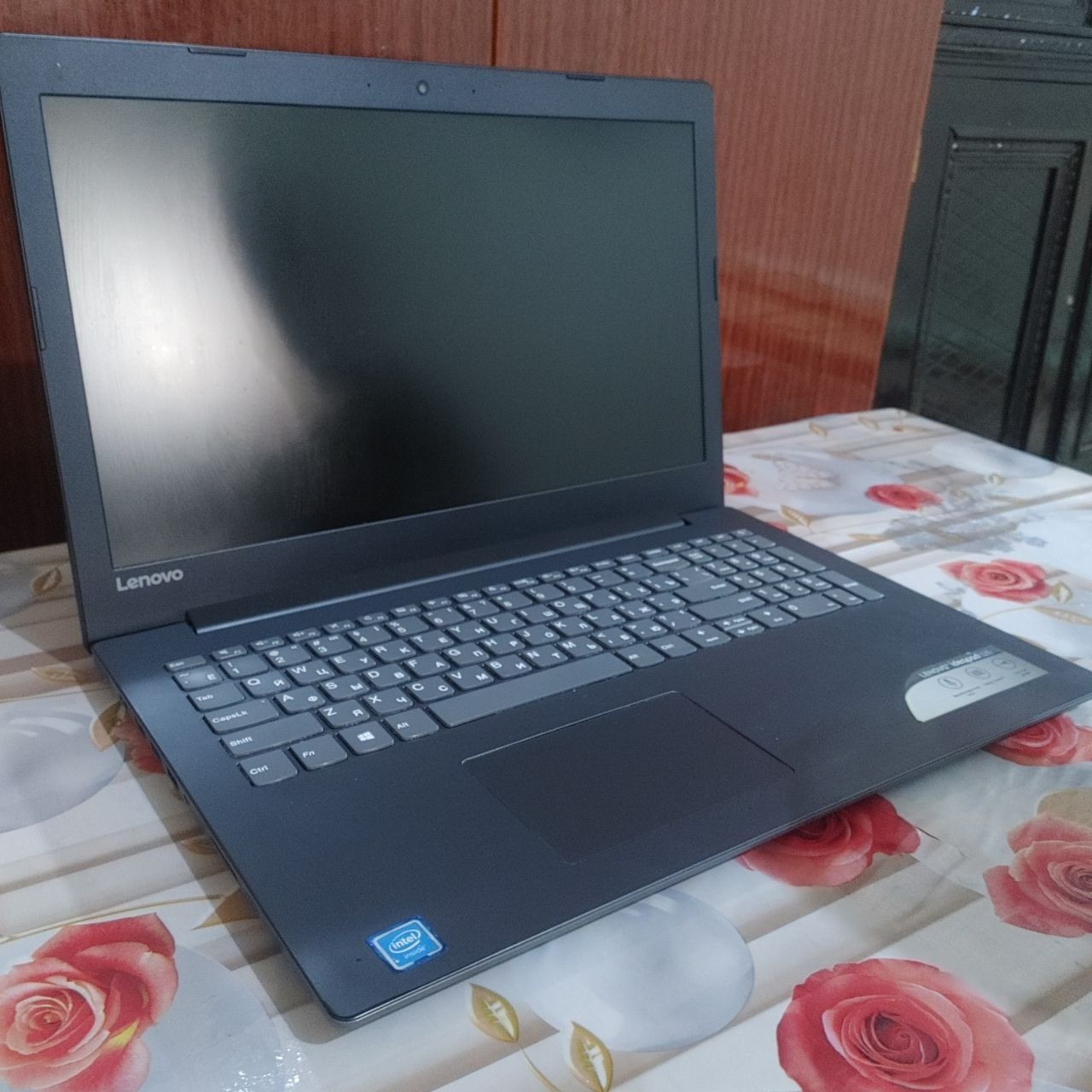 Lenovov holati ideal