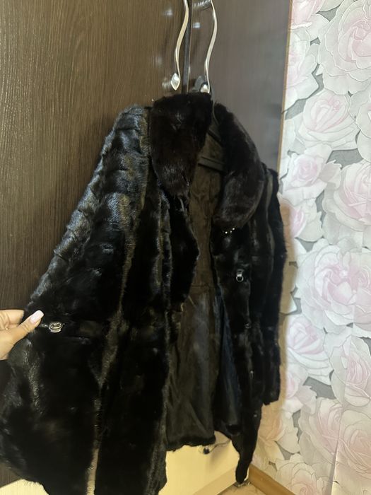 продам норковую шубу 42-44рр