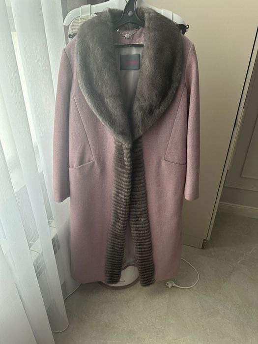 Зимние пальто с норковым воротником