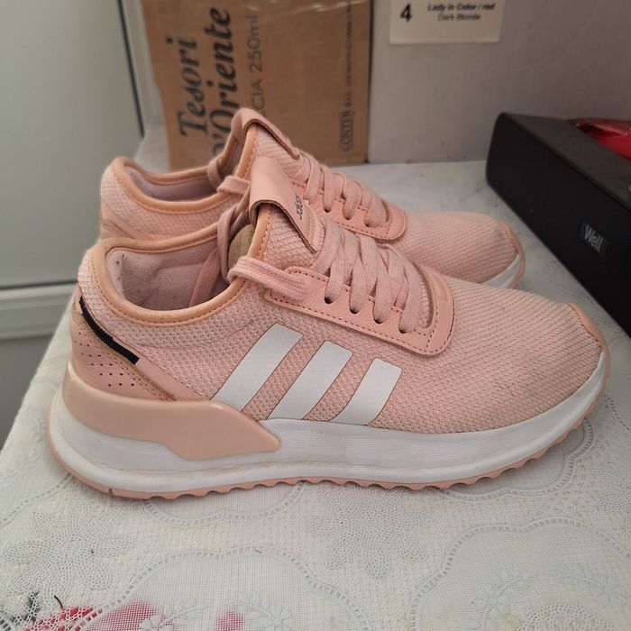 Adidas nr 36,2/3