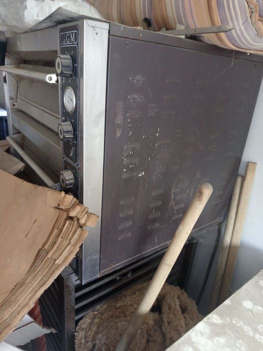 Професионална фурна за пици