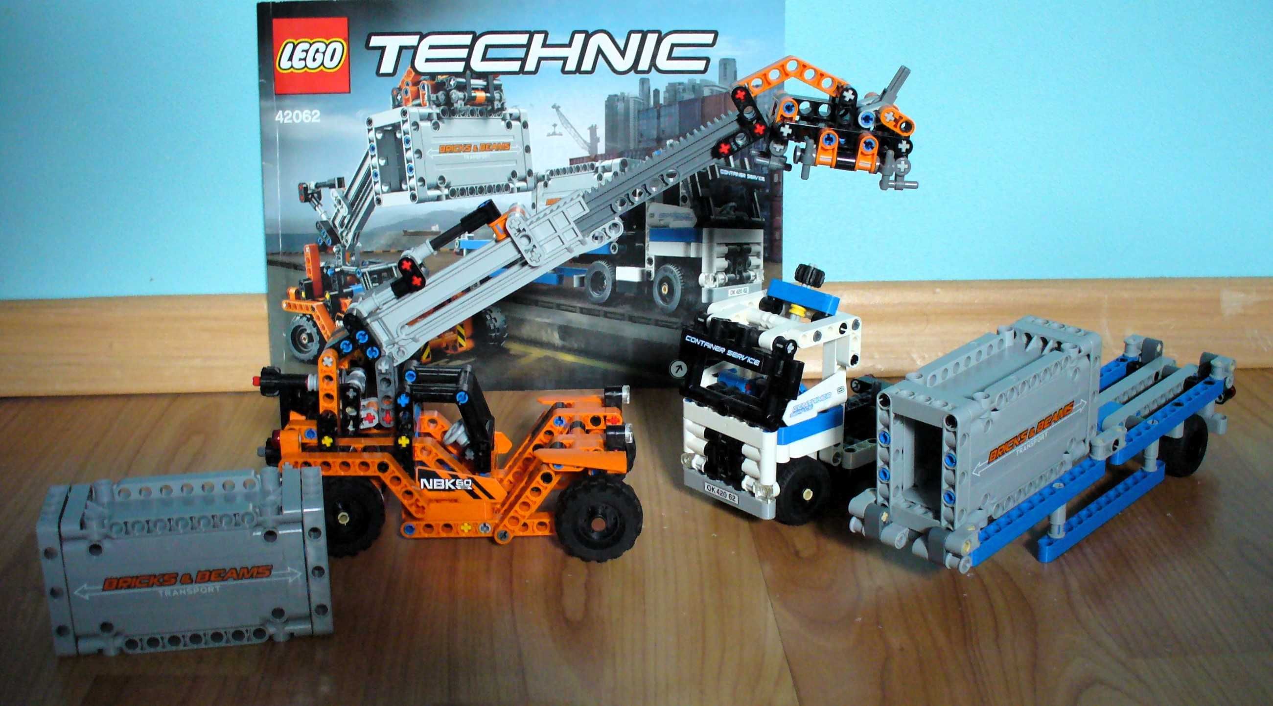 LEGO Technic 42062 Контейнерен терминал 2 в 1