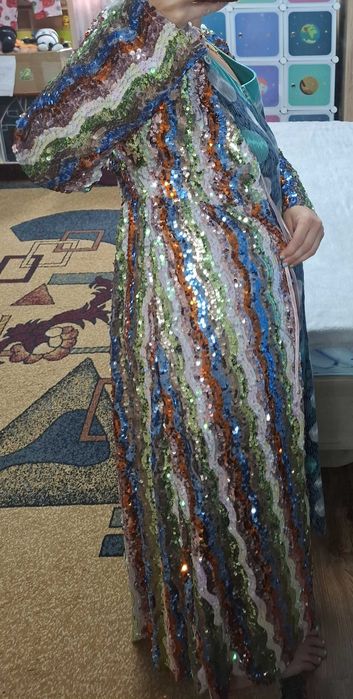 Rochie superba cu paiete multicolore, 38, Edited