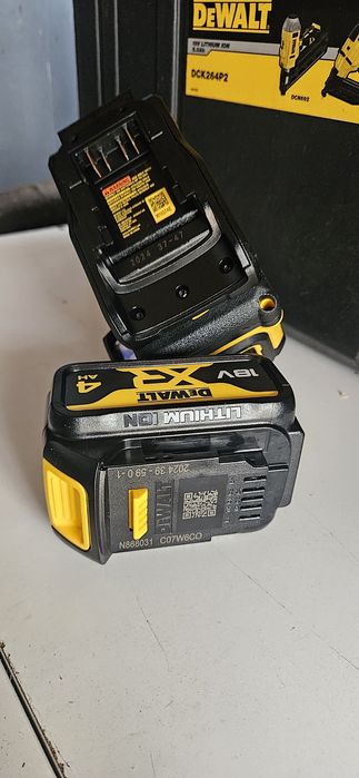 Laser dewalt 34031N-XJ (3×360° raza verde)