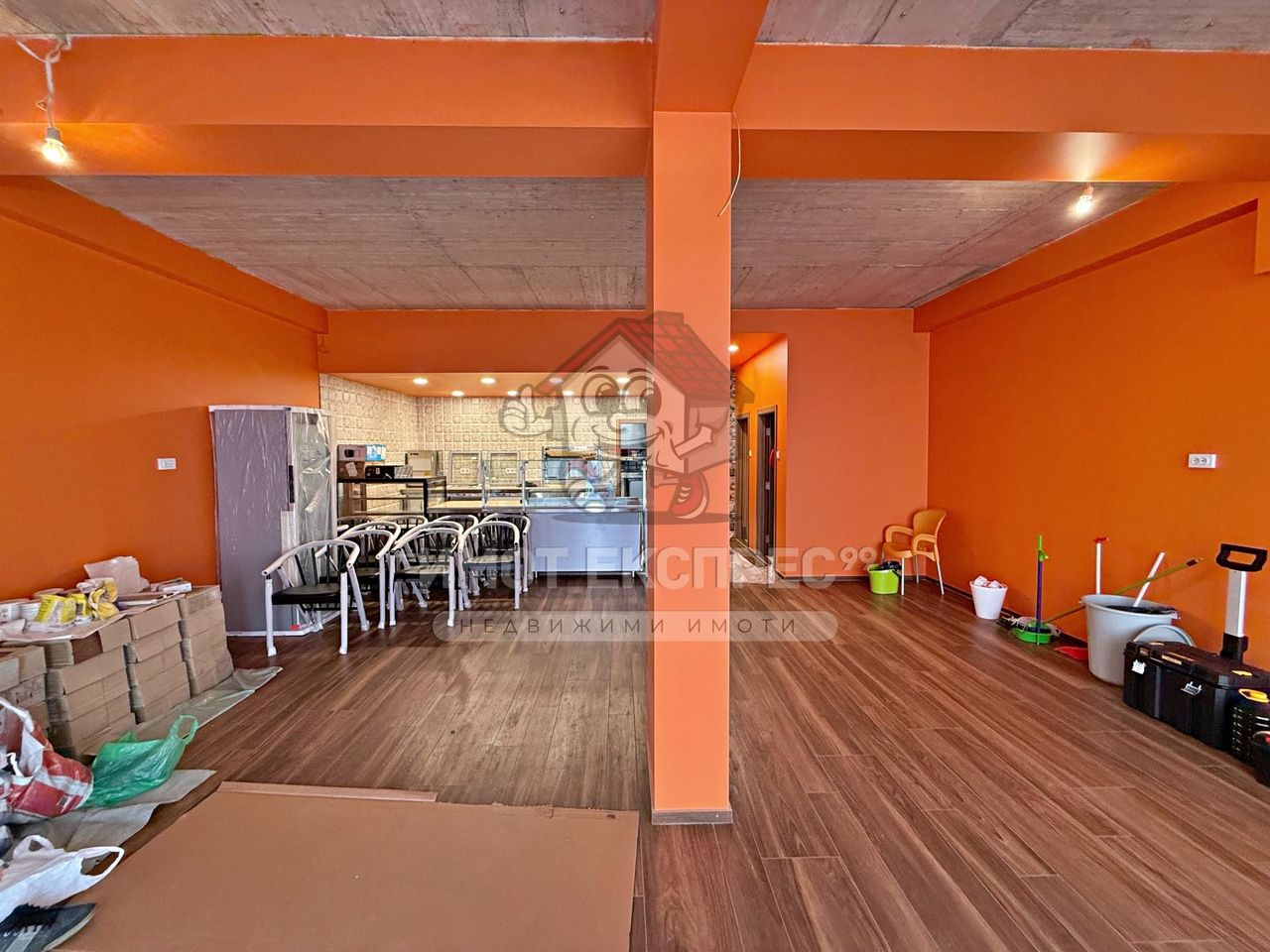 Продава се Заведение в Асеновград - 88 кв.м за 1535 €/кв.м - Снимка #1