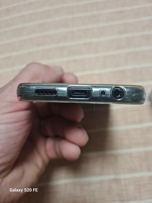 Honor x6 4RAMI cu cutie