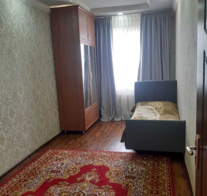 Arenda kvartira Yunusobod 15 kvartl 3 xona
