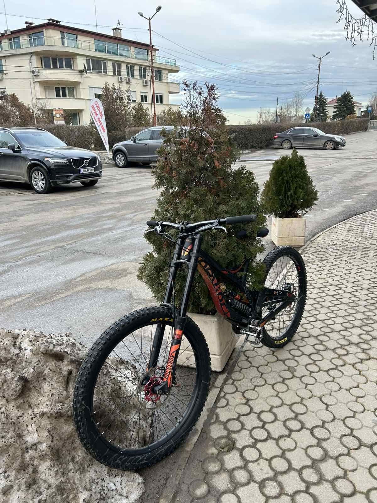 Колело Велосипед Downhill bike devinci willson 2017 black and orange
