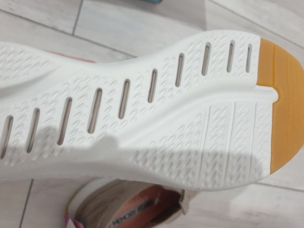 Adidasi skechers solar fuse joy originali elastici bej noi cu cutie 38