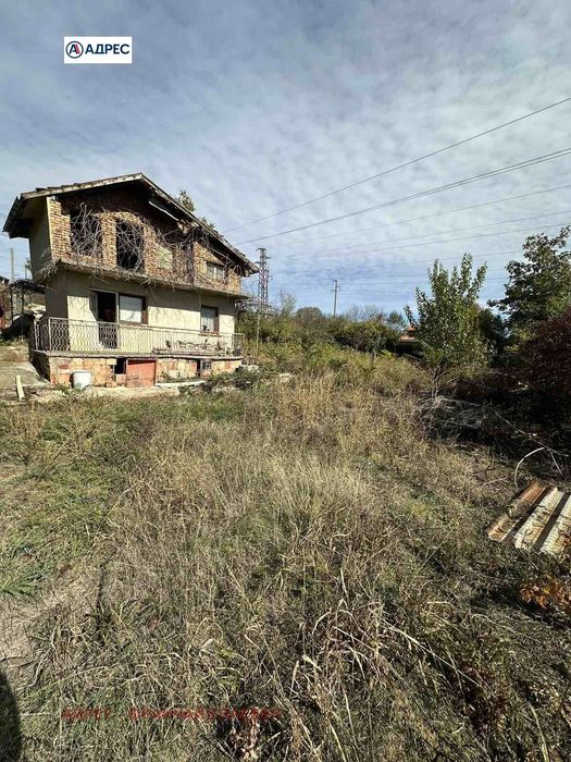 Къща в Плевен-м-т Стражата площ 75 цена 15339