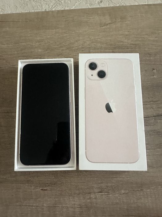 Продам IPhone 13