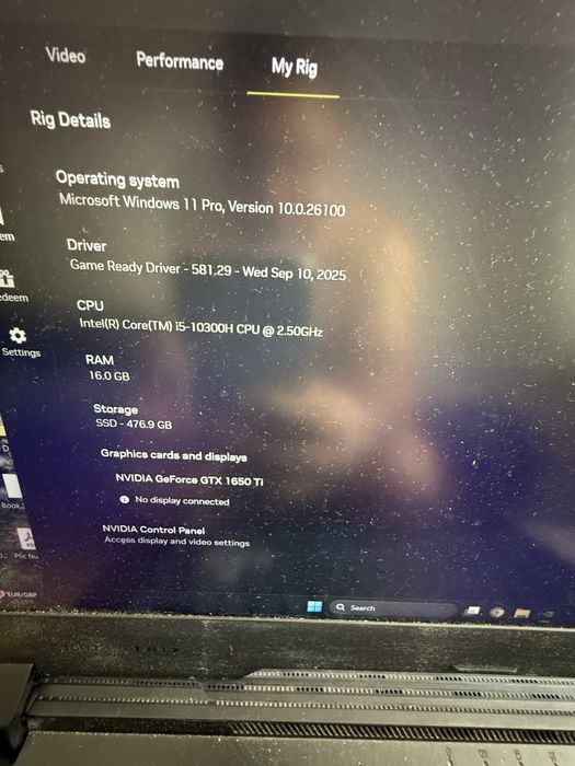 Laptop ASUS ROG Strix G512LI