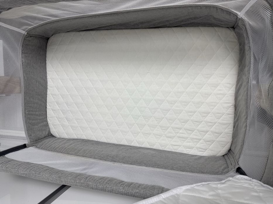 Patut co-sleeper Lionelo Leonie