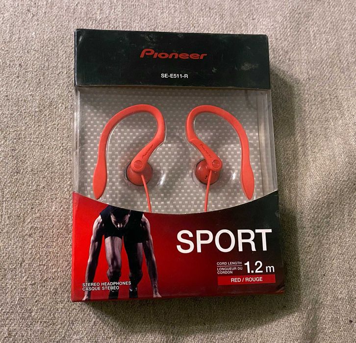 Căști sport Pioneer SE-E511-R roșii, stereo, cablu 1,2m, rezistente