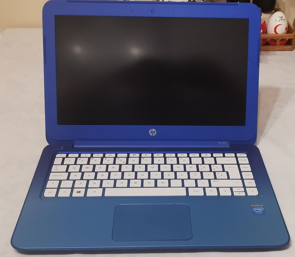 Dezmembrez Laptop HP display 13.3"