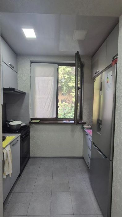 Квартира 
ТТЗ - 1, локомотив стадион, напротив института "Менделеева"