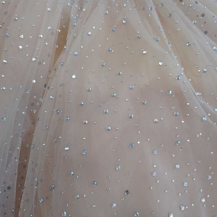 Рокля с Щраусови Пера и Сваровски Кристали