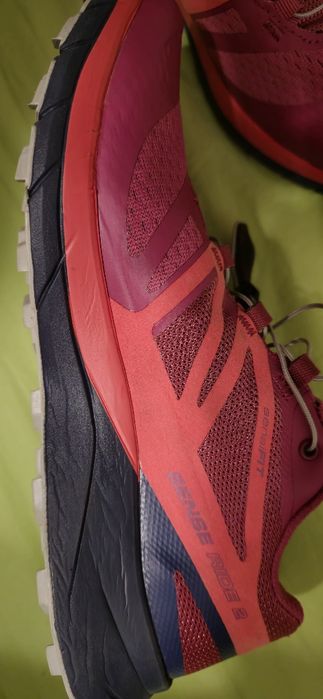 Adidasi Salomon Vibe