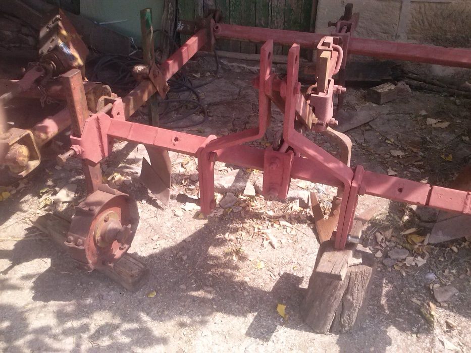 УНЛМ и части, Окопен култиватор и Култиватор за слята обработка