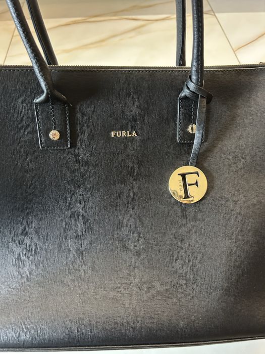 Оригинална чанта Furla
