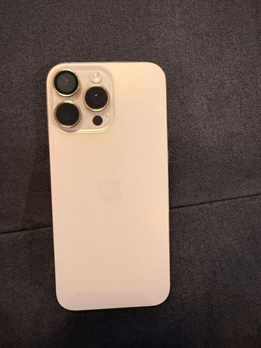 Iphone 16 Pro Max Gold