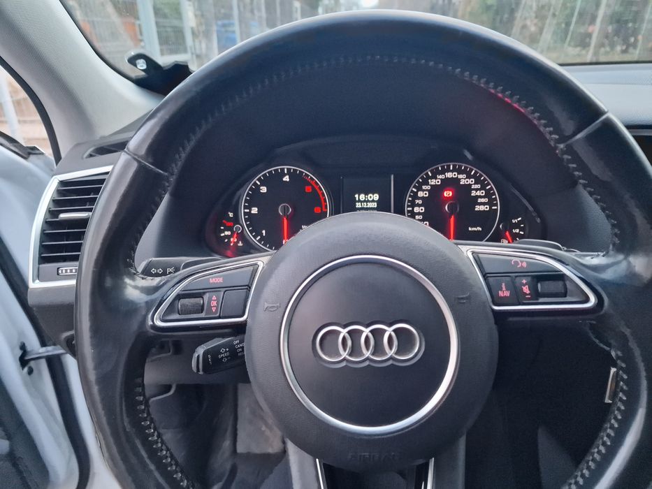 Vând Audi Q5 quatro